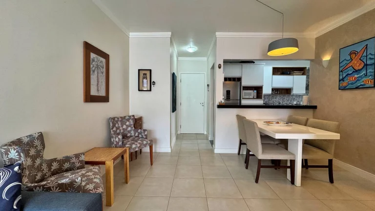Imagem Apartamento com 2 dormitórios à venda, 76 m por R$ 1.800.000,00 - Riviera