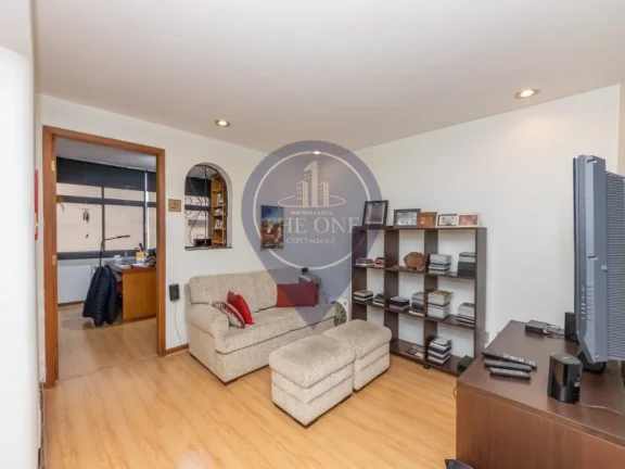Imagem Imperdível: Apartamento de 4 quartos e 1 suíte na Vila Mariana, SP, com 168m² e vaga de garagem.