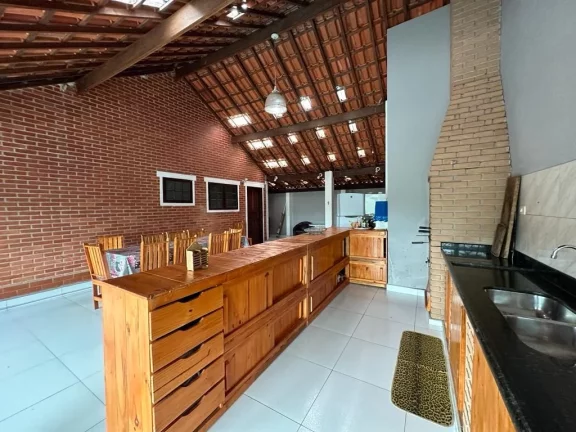 Imagem Sobrado com 3 dormitórios à venda, 215 m² por R$ 490.000,00 - Clube dos Oficiais - Suzano/SP