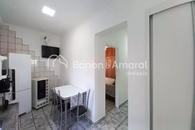Imagem Casa isolada com 3 dorms , 1 suíte, sala e cozinha planejada. Ambientes com ar-condicionado e área...
