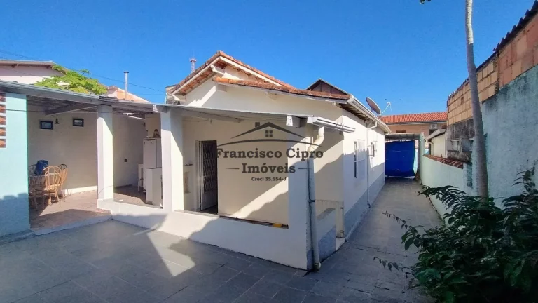 Imagem Casa à venda no bairro Vila Paulista - Guaratinguetá/SP