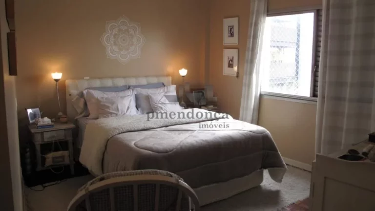 Imagem Apartamento à venda na Vila Madalena com 4 quartos (1 suíte ) e 2 vagas, 201m2