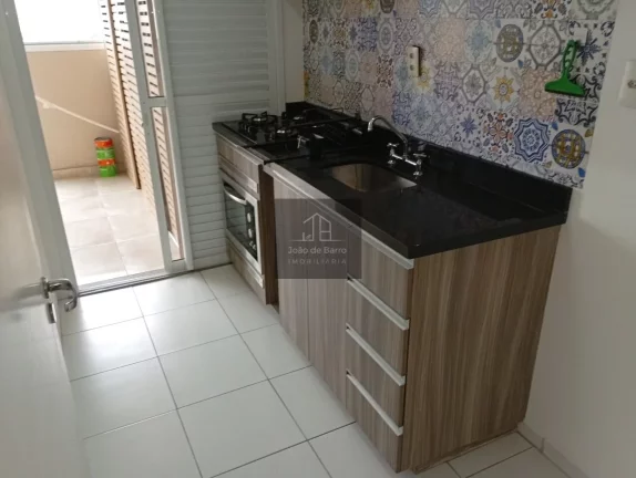 Imagem OPORTUNIDADE ÚNICA NA SAÚDE! APARTAMENTO 2 DORMS, 1 SUÍTE, COMPLETO E COM VARANDA ENVIDRAÇADA.