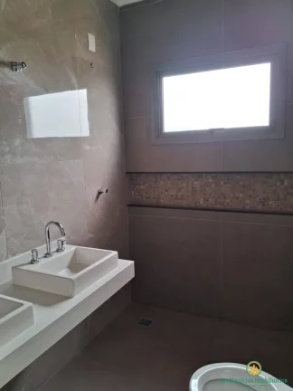 Imagem Excelente casa nova, 3 dormts sendo 1 suíte c closet em condomínio em Cotia