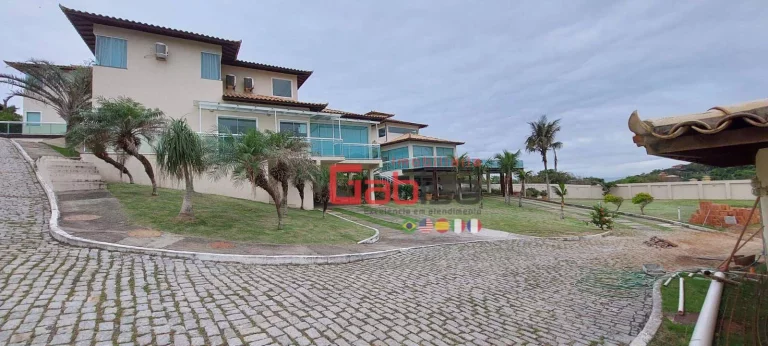 Casa com 4 dormitórios à venda, 220 m² por R$ 2.500.000,00 - Brava - Armação dos Búzios/RJ
