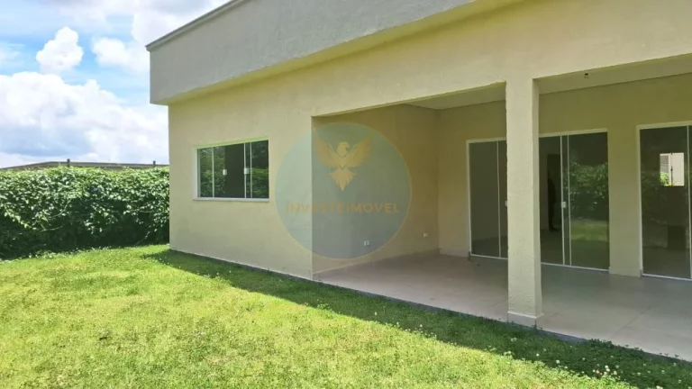 Imagem Casa em Condomínio a Venda no bairro Granja Viana - Carapicuíba, SP