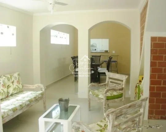 Imagem Imperdível: Casa à venda na Enseada, Guarujá-SP, com 4 quartos, 1 suíte, 2 banheiros, 3 vagas de garagem e 250m²!