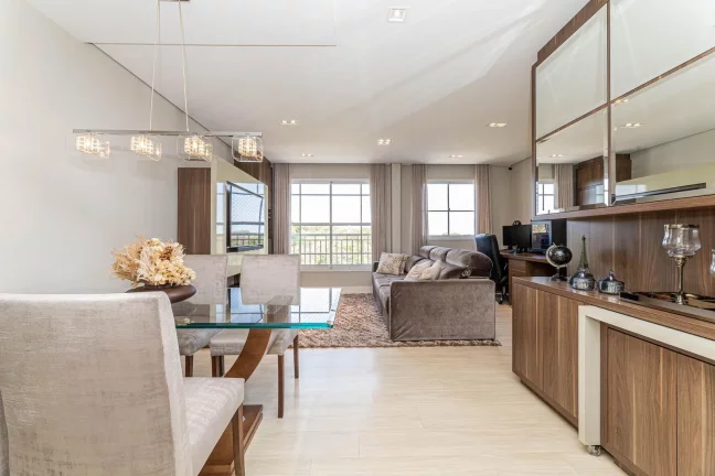 Apartamento 2 quartos com suíte Campo Comprido Curitiba