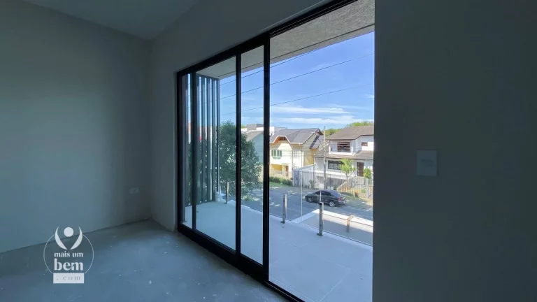 Imagem Baixou de R$ 1.100.000,00 POR 1.050.000,00 Sobrado 189 m² com 3 quartos (1 suíte) à venda - Boa Vista - Curitiba/PR