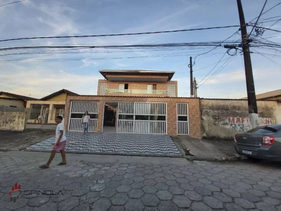 Imagem Sobrado com 2 dormitórios à venda, 52 m² por R$ 295.000,00 - tude basto - Praia Grande/SP