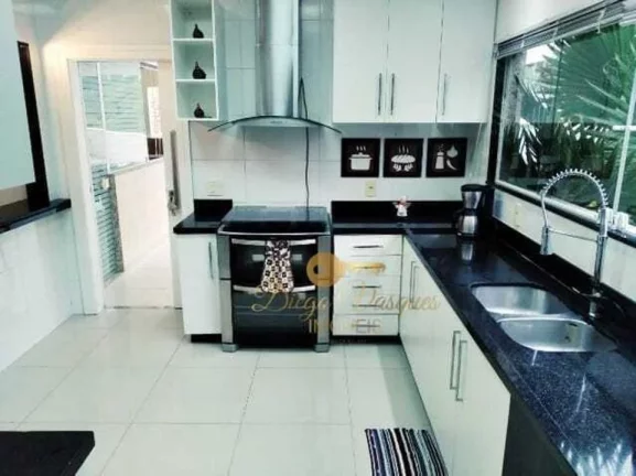 Imagem Casa em Condomínio para Venda em Teresópolis / RJ no bairro Quebra Frascos