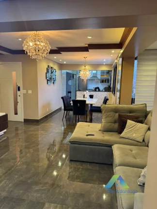 Imagem Apartamento recém reformado em 126m² com 3 dorms, 1 suíte, 3 vagas com localização privilegiada na região do Tatuapé/SP