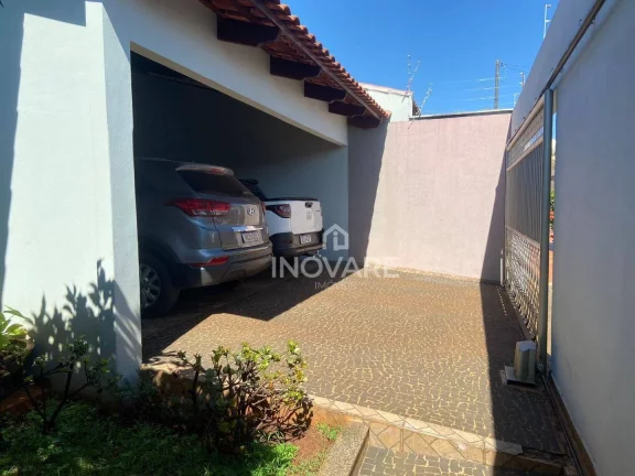 Imagem Casa com 3 dormitórios à venda, 260 m² por R$ 700.000,00 - Residencial Jardim Primavera - Itumbiara/GO