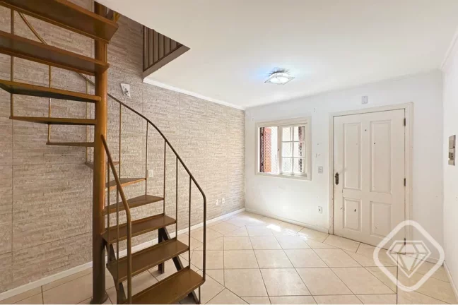 Imagem Casa em condomínio na Tristeza

Oportunidade de morar com segurança e qualidade de vida na Zona Su...