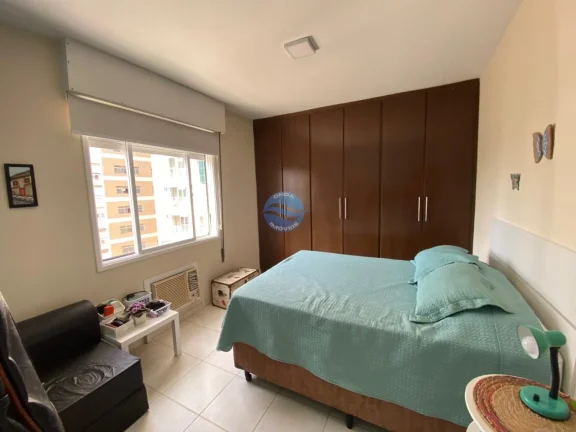 Imagem Lindo apartamento a venda em Santos no Embaré quadra praia