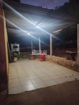 Imagem Chácara em Uberaba com 2 dormitórios e ampla área verde