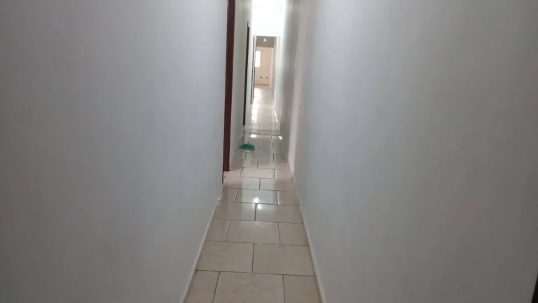Imagem Casa Pronta para Morar no Maracanã com 4 Quartos e 2 Suítes