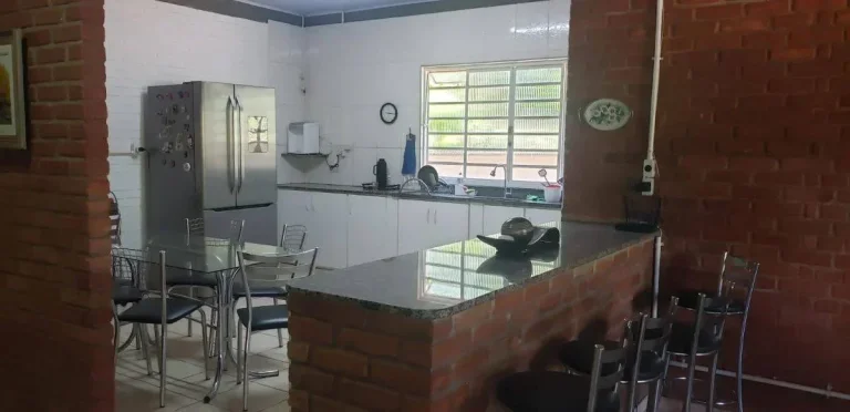 Imagem Sítio à Venda na Colônia Rodrigo Silva – Infraestrutura Completa e 5 minutos do Centro