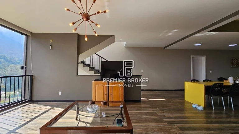 Imagem Casa à venda, 300 m² por R$ 1.490.000,00 - Comary - Teresópolis/RJ