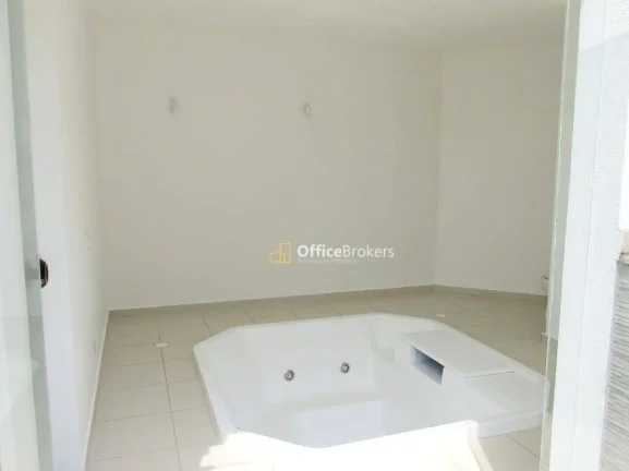 Imagem Casa à venda Residencial 5 com 4 dormitórios à venda, 620 m²