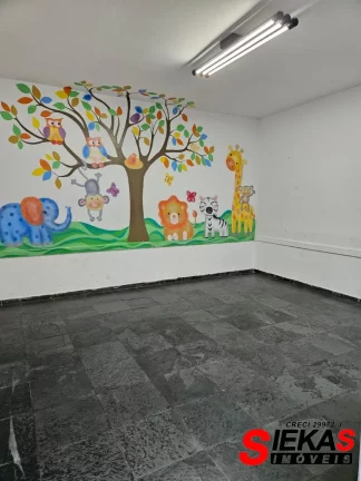 Imagem Ponto Comercial na Penha - São Paulo-SP: Espaço com 9 salas, 14 banheiros e 350m² de área!