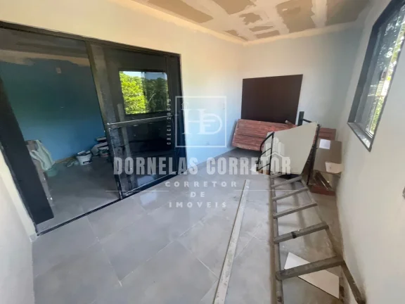 Imagem **3 CASAS EM 300m² NA AV. NORTE! IDEAL PRA MORAR E INVESTIR - R$ 360 MIL À VISTA!**
