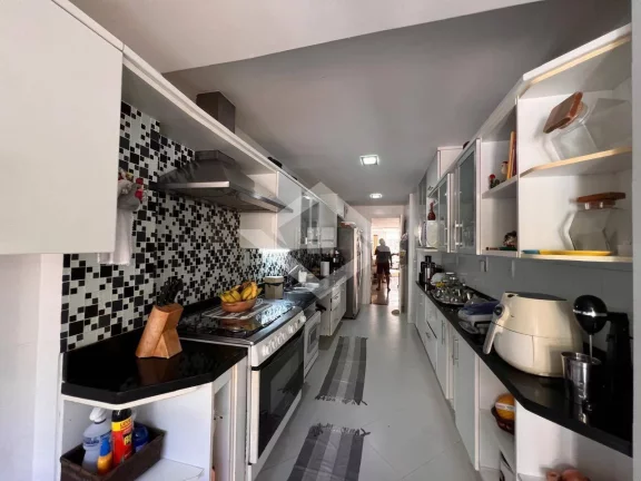 Imagem Casa Duplex 3 Suítes, 177m², Condomínio Vivendas do Sol – Recreio