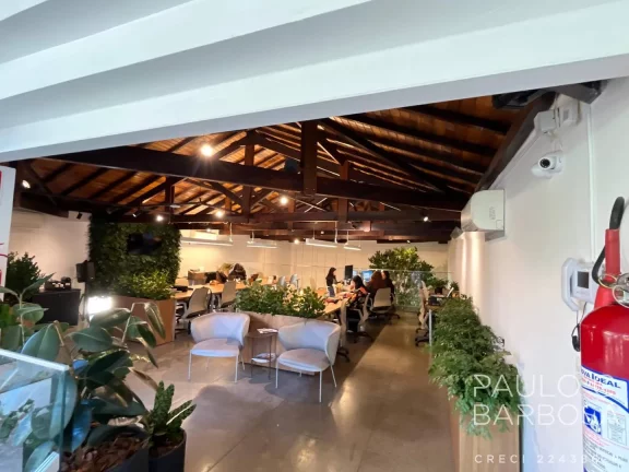Imagem Vila Madalena Locação - Imóvel Comercial 250m² - 2 + 1 Vagas