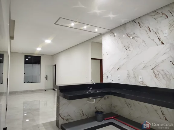Imagem Casa à Venda no Bairro Afonso Queiroz – 2 Quartos, Quintal Amplo e Acabamento Premium – Patos de Minas por R$ 420 Mil