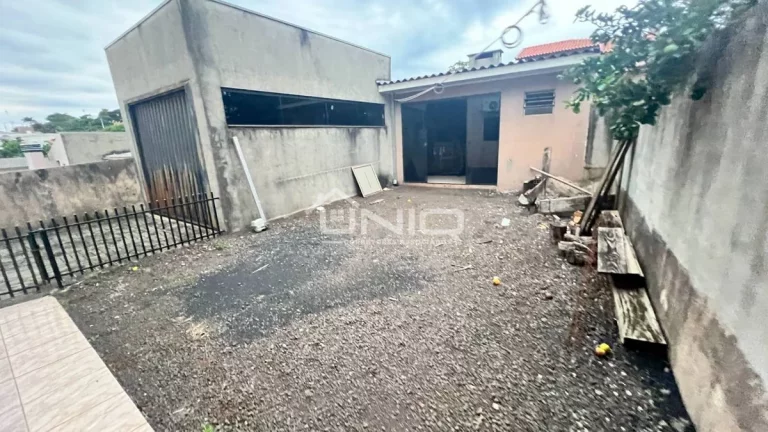 Imagem Casa com piscína Suíte + 2 Quartos - Cadorim