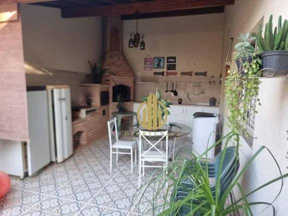 Imagem Casa com 3 dormitórios à venda, com piscina 220 m² por R$ 680.000 - Parque Residencial Lagoinha - Ribeirão Preto/SP