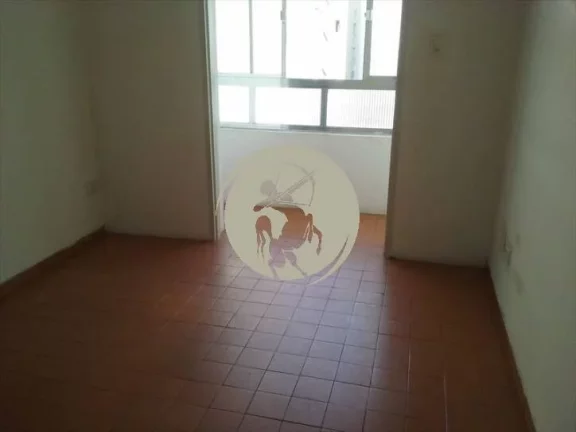 Imagem DIVIDIDO DEU UM BOM QUARTO E SALA COM SACADA