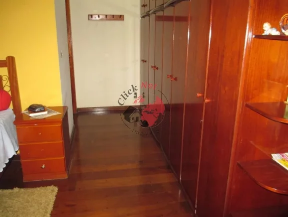Imagem Sobrado Estuda permuta por apto até 50% em SBC ,Praia grande , 3 dormitórios e 3 vagas à venda no bairro Nova Petrópolis em São Bernardo do Campo