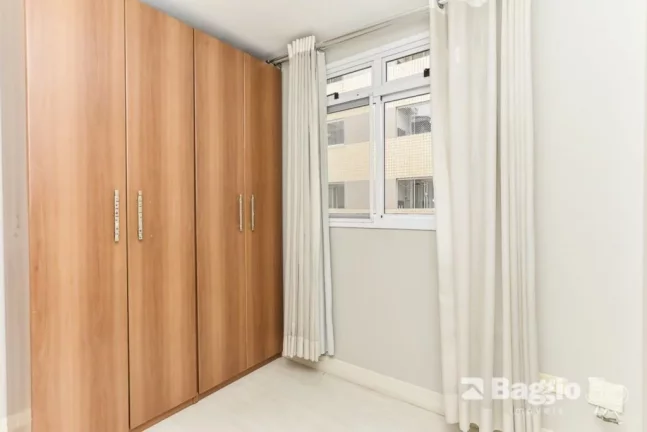 Imagem Apartamento de 3 quartos no bairro Campo Comprido