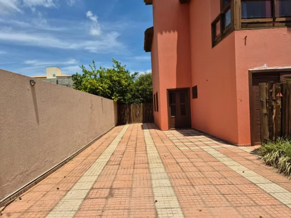 Imagem Sobrado com 219m², 3 Suítes - Condomínio Village Araçoiaba- Araçoiaba da Serra/SP