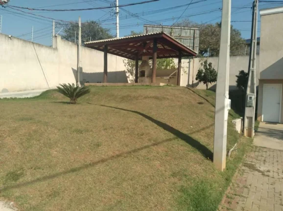 Imagem Casa em Condomínio na Vila Mineirão, Sorocaba-SP: 2 quartos, 1 banheiro, 53,00 m² - Venda ou Locação!