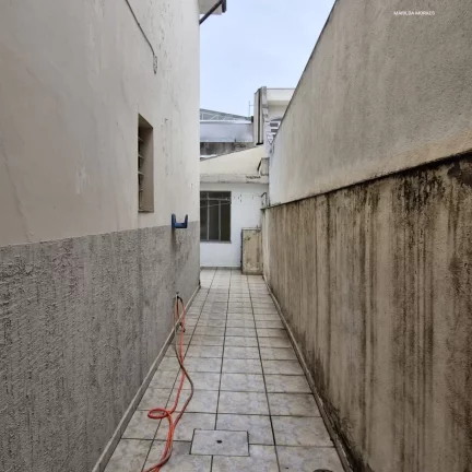 Foto do imóvel: Casa confortável de 2 dormitórios, 2 banheiros, sala para dois ambientes, com entrada lateral e va...