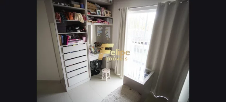 Imagem BELÍSSIMA CASA COM 3 PAVIMENTOS, COM EXCELENTE ÁREA DE LAZER COM CHURRASQUEIRA E PISCINA, LOCALIZADA NO BAIRRO SÃO JUDAS TADEU, EM GUARAPARI/ES!