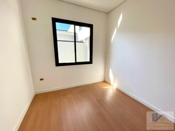 Imagem Casa para Venda em São José dos Pinhais, Águas Belas, 3 dormitórios, 1 suíte, 2 banheiros, 2 vagas