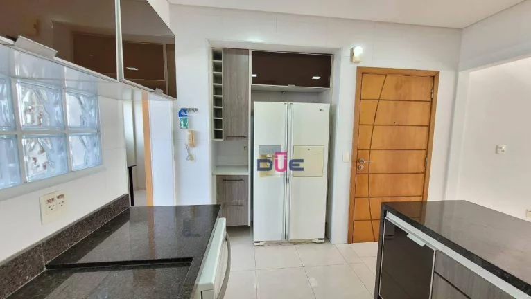 Imagem Apartamento com 3 dormitórios, 144 m² - venda por R$ 2.330.000 ou aluguel por R$ 13.000/mês - Ponta da Praia - Santos/SP