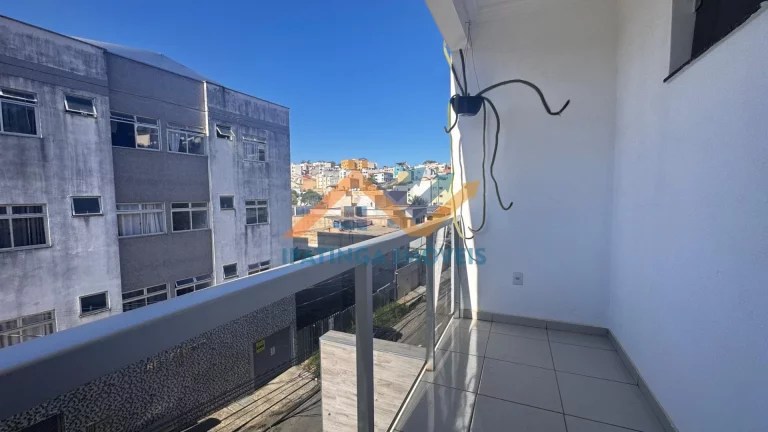 Imagem Casa Triplex à Venda no Bairro Cidade Nova – Santana do Paraíso