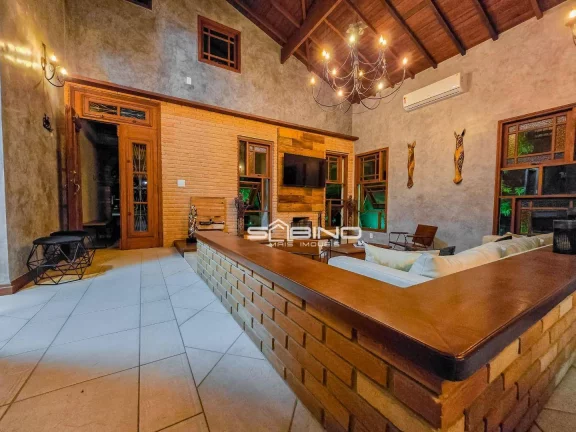 Imagem Casa à venda em Riviera, com 5 dormitórios sendo 3 suítes, 280m² área construída 3 vagas de garagem