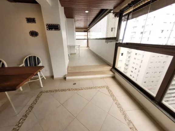 Imagem APARTAMENTO COM 3 DORMITÓRIOS, SENDO 1 SUÍTE, VARANDA GOURMET, PREDIO COM PISCINA, 1 QUADRA DA PRAIA DAS ASTÚRIAS