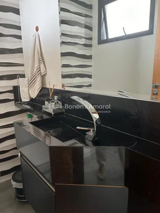Imagem Sobrado à venda no Residencial Villa do Sol :
 Com 287 m² de área construída - 4 dormitórios e ...