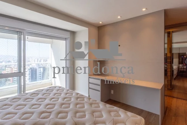 Imagem Alto da Lapa - Apartamento com 4 quartos (3 suítes) e 4 vagas com depósito.