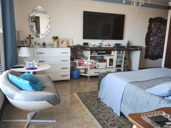Foto do imóvel: Apartamento na Graca com 4 Suites
