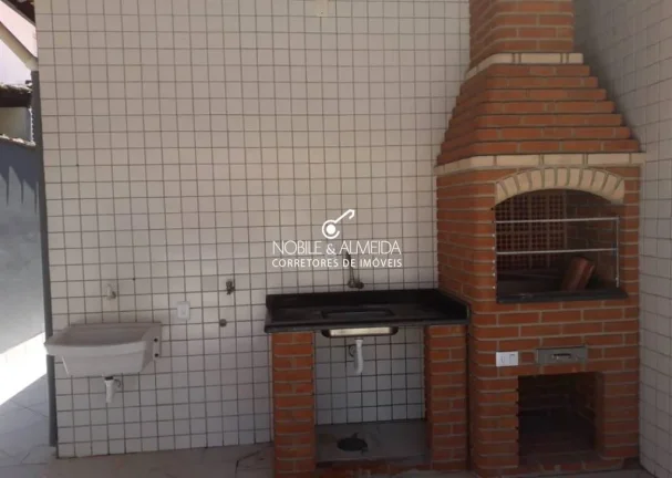 Imagem Casa ótima localização, 600 m. do mar!