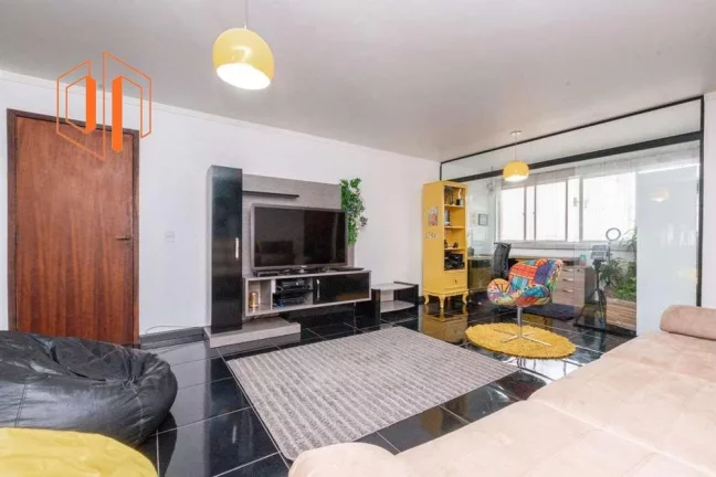 Imagem Apartamento para Venda em Curitiba, Água Verde, 3 dormitórios, 1 suíte, 2 banheiros, 1 vaga
