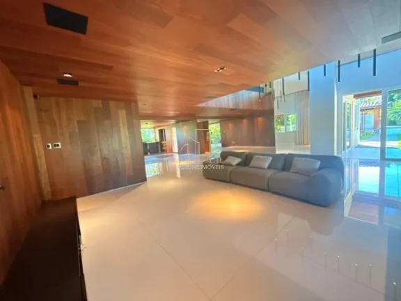 Imagem Mansão Térrea à Venda no Encontro das Águas | 5.978 m² de Terreno | 5 Suítes | Alto Padrão