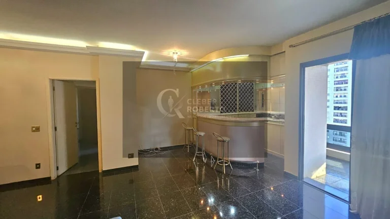 Imagem Apartamento mobiliado e reformado à venda no Centro Com 116,59 m²